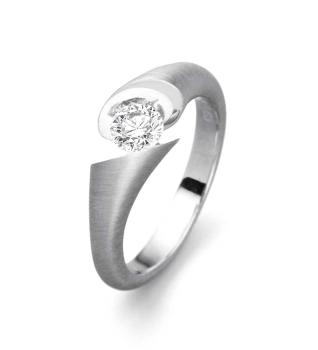 Calla in Weißgold ein Ring zum Verlieben